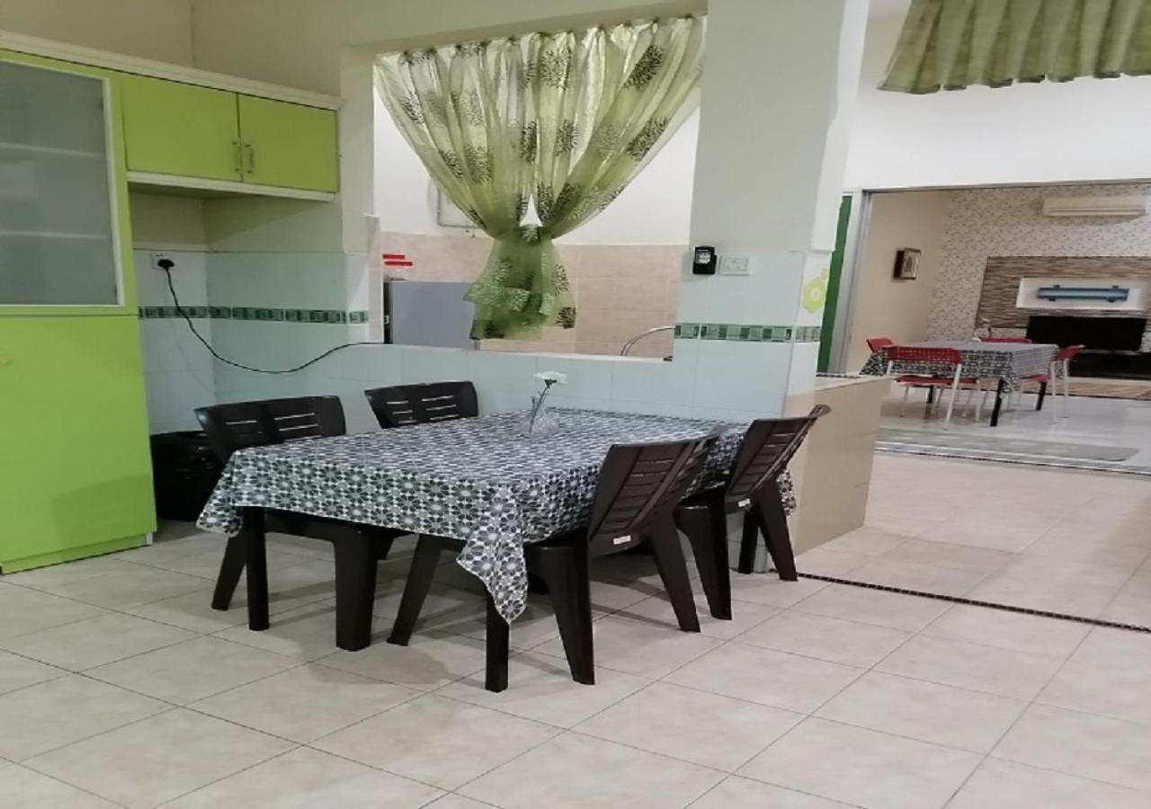 Bukit Baru Homestay Malacca Екстериор снимка