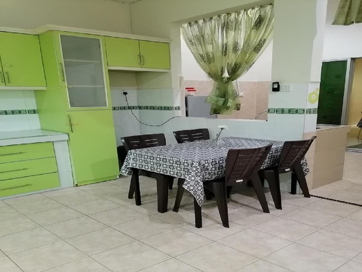 Bukit Baru Homestay Malacca Екстериор снимка